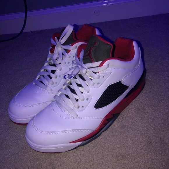 Jordan 5 Retro Low Fire Red - Picture 1 of 2